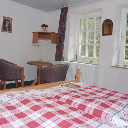 Hof Guttels Waldgasthof Ferienpension Rotenburg an der Fulda Habitación foto